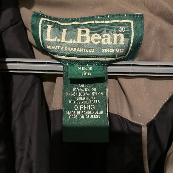 L.L. Bean Men's Black and Brown Ski Jacket - Picture 2 of 5